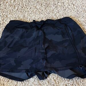 Lululemon pleated skirt